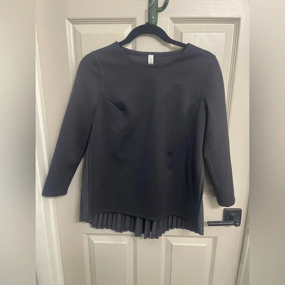 lululemon Pleat to Street Long Sleeve Top Black Size 6 - Picture 3 of 9